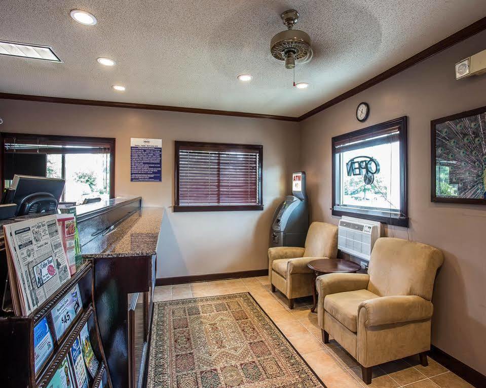 Suburban Studios Charlotte-Ballantyne Pineville Exterior foto